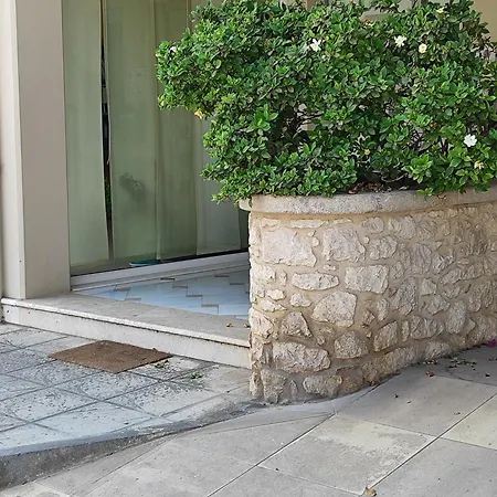 Apartment δροσια 1